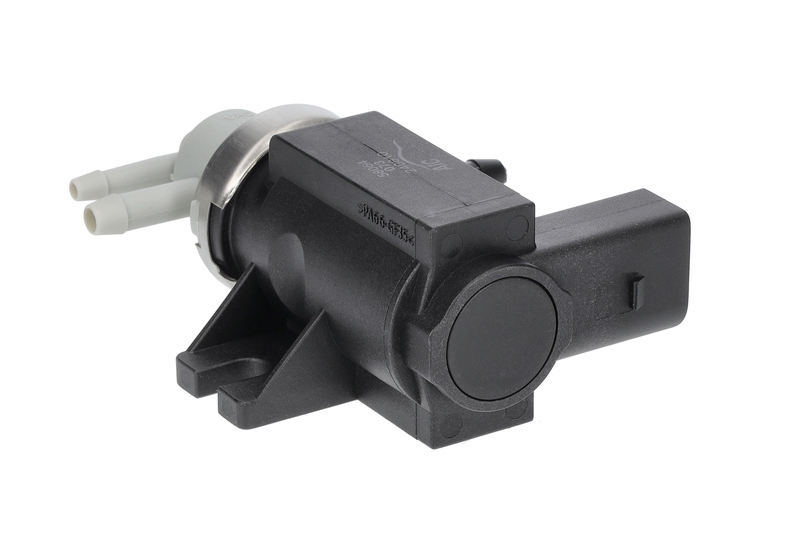 Pressure converter, turbocharger