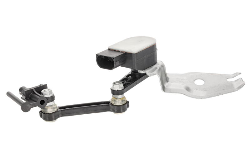 Sensor, level control