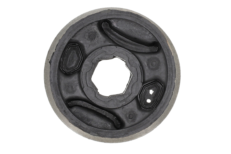Mounting, control/trailing arm