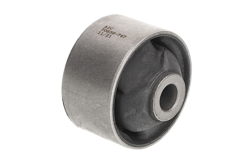 Mounting, control/trailing arm