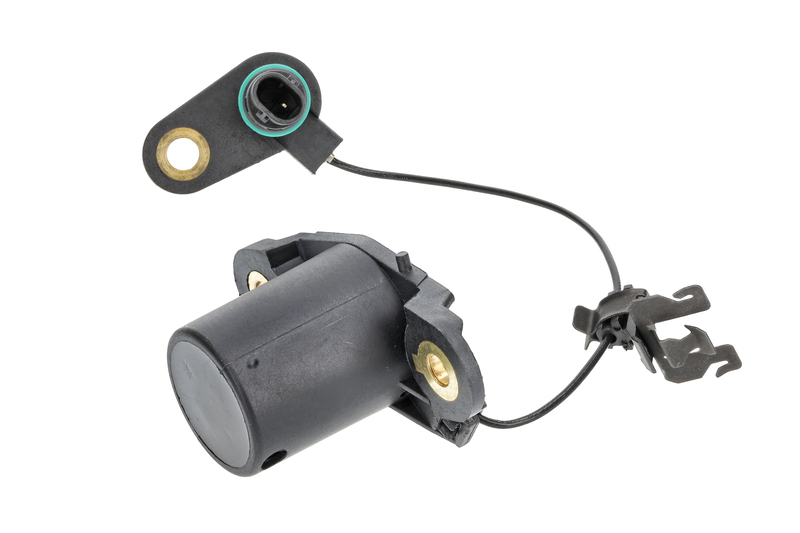Sensor, engine oil level