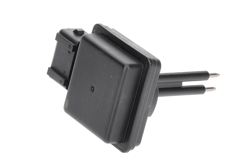 Sensor, coolant level